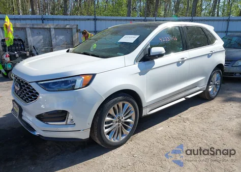 2022 Ford Edge Titanium z USA, uszkodzony, nr VIN 2FMPK4K97NBA62590